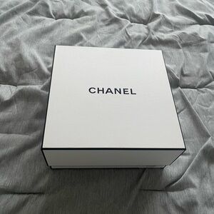 CHANEL Classic White Box with Black Trim
